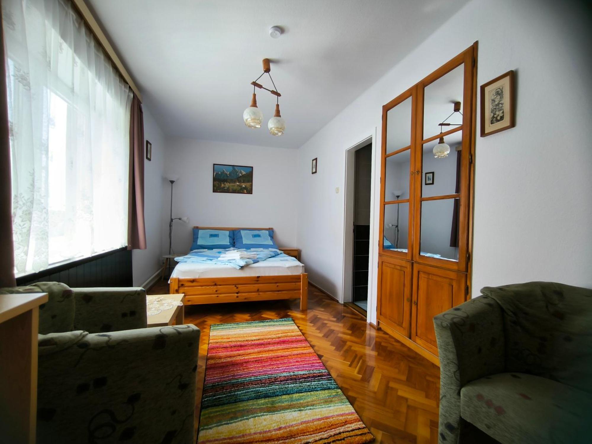 Oleander Vendeghaz Hotel Tihany Exterior photo