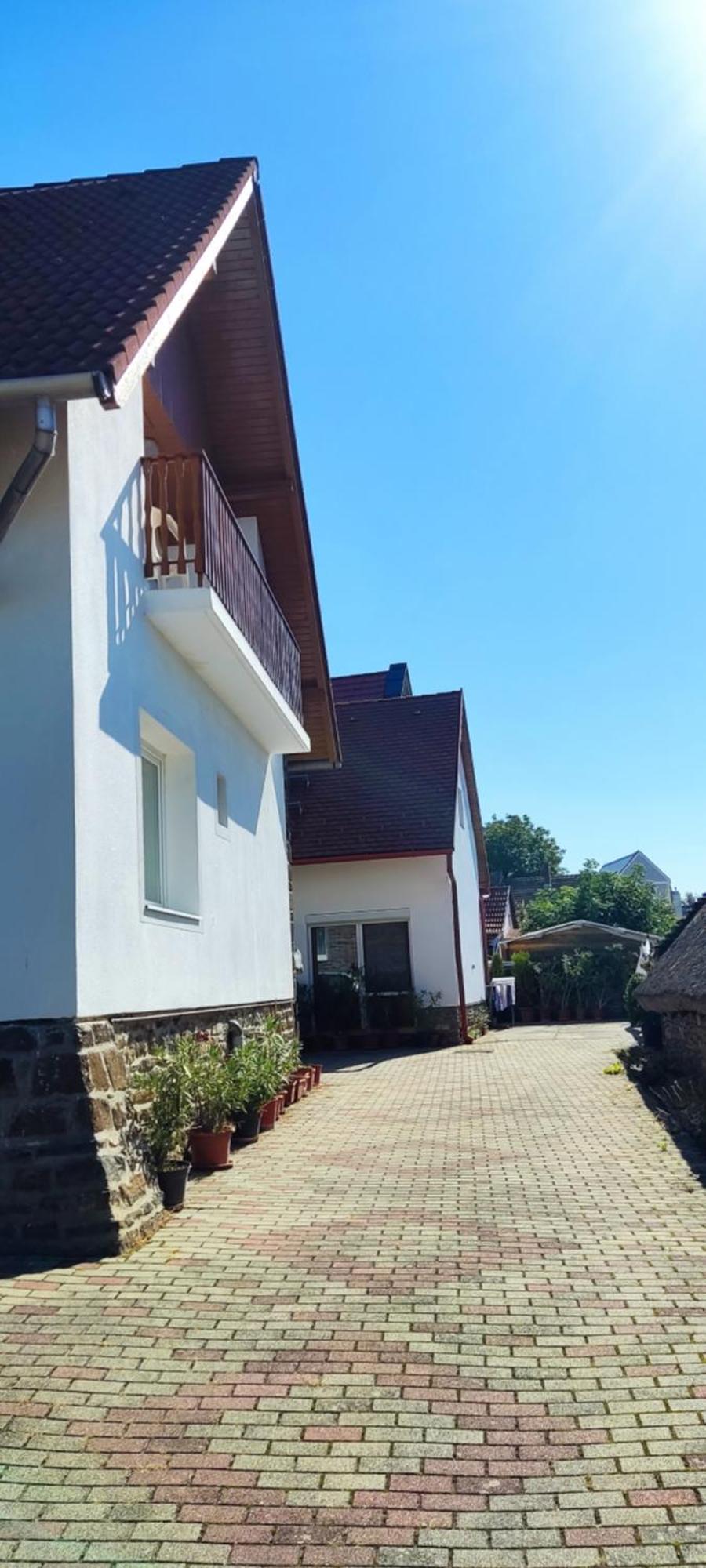 Oleander Vendeghaz Hotel Tihany Exterior photo